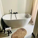 Apartmán 86, *