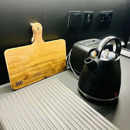 Apartman 85, Floriana