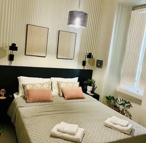 85, アパート フロリアーナ